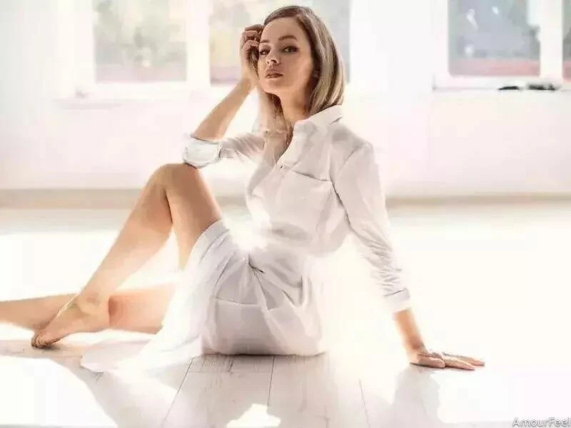 Lina, 38