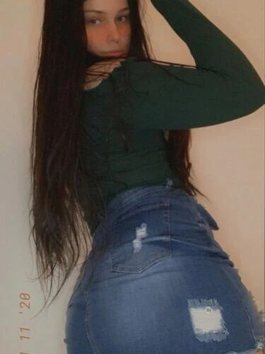 HollyKiki, 23