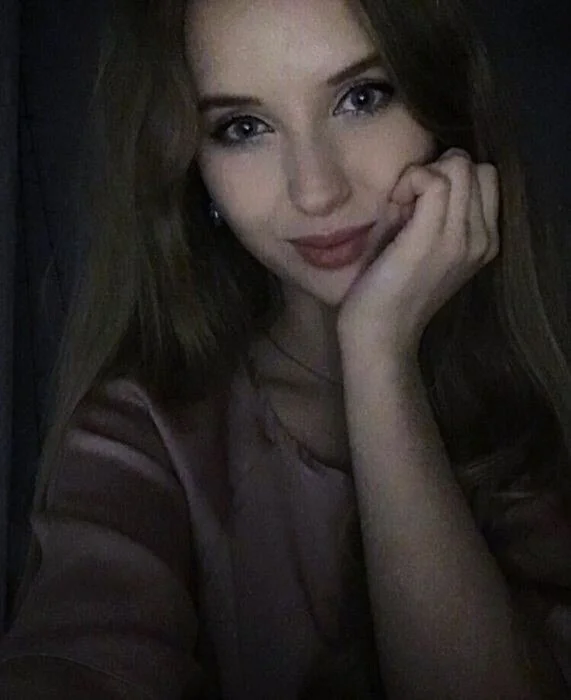 Courtneyyythecutie, 19